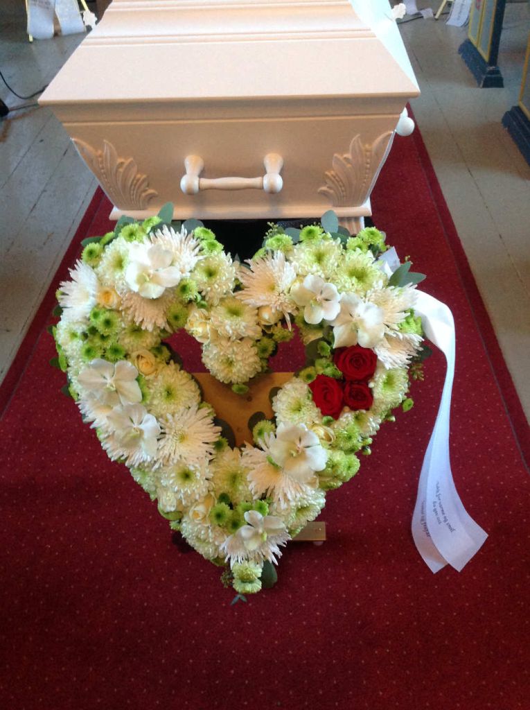 5917267be2cc1e3821631a84 blomster 21