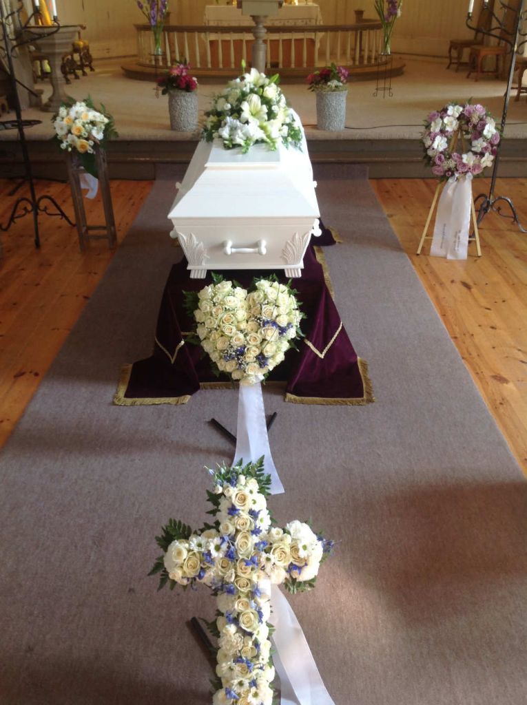 5917267bfc33a138610a4b56 blomster 18